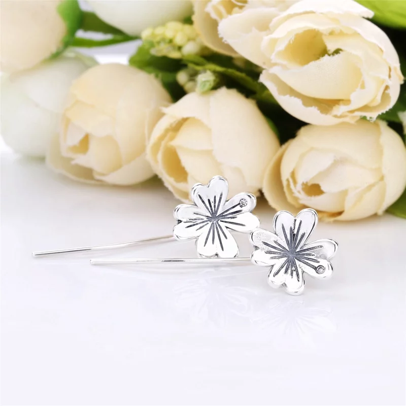 (image pour) Boucles d’oreilles Trèfle à Quatre Feuilles en Argent, Argent 925 PANDORA France - Afficher 3