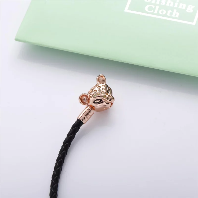 (image pour) Bracelet PANDORA Moments en Cuir Tressé Noir et Princesse Lionne Scintill 588053 - Afficher 3