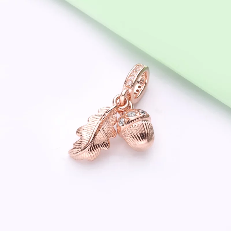 (image pour) Charm pendant PANDORA Feuille et Gland 788248CZ - Afficher 2