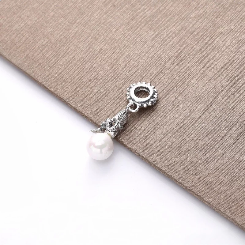 (image pour) Disney, Charm pendant PANDORA Ariel Lumineuse en argent 798232CZ - Afficher 3
