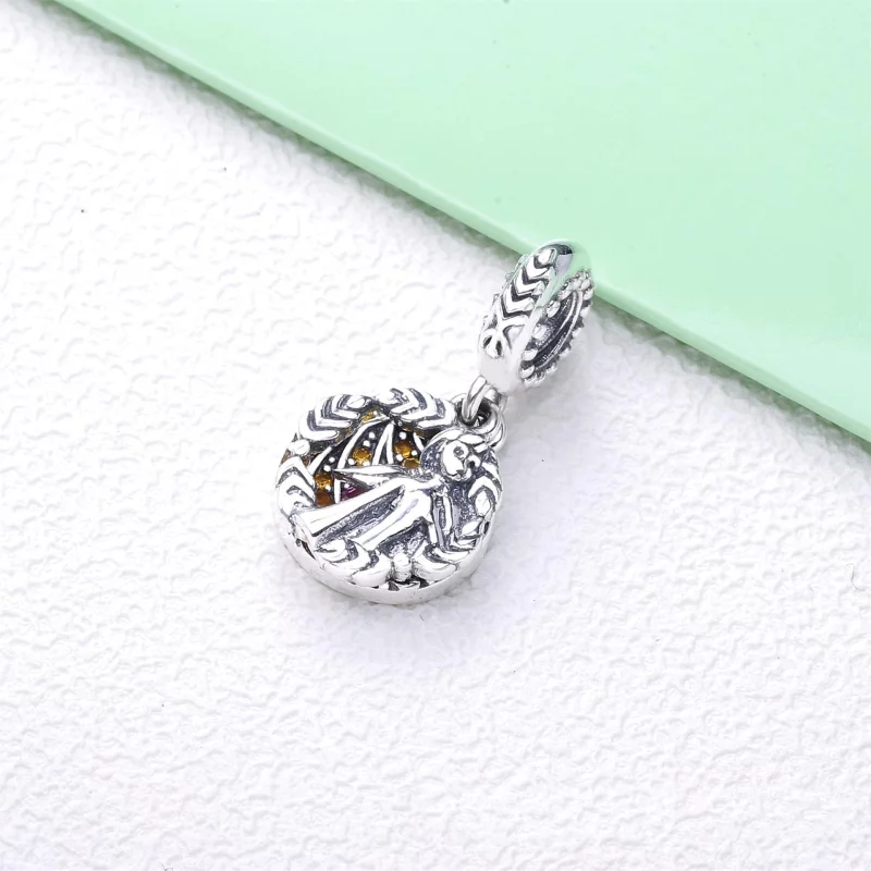 (image pour) Disney, Charm Pendant PANDORA La Reine des Neiges Anna 798457C01 - Afficher 4