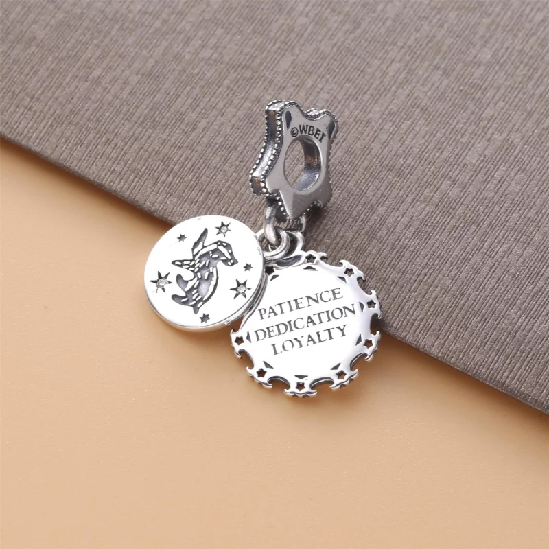 (image pour) Charm Pendant PANDORA Harry Potter, Poufsouffle 798832C01 - Afficher 3
