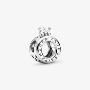 (image pour) Charm Logo & O Couronné Pandora - 799036C00
