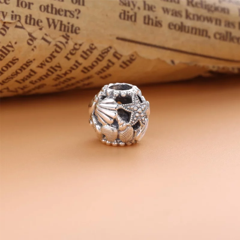 (image pour) Charm PANDORA etoile de mer coquillages coeurs ajoure - 798950C00 - Afficher 2