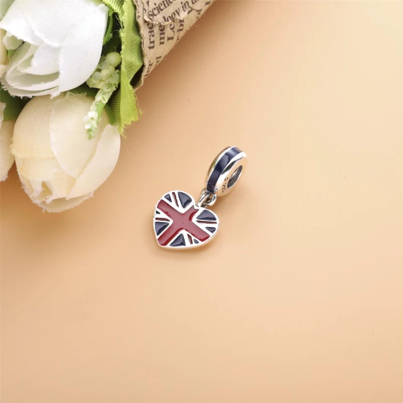 (image pour) Charm Pendant Pandora Argent Coeur de drapeau de Grande-Bretagne 791512ENMX - Afficher 2