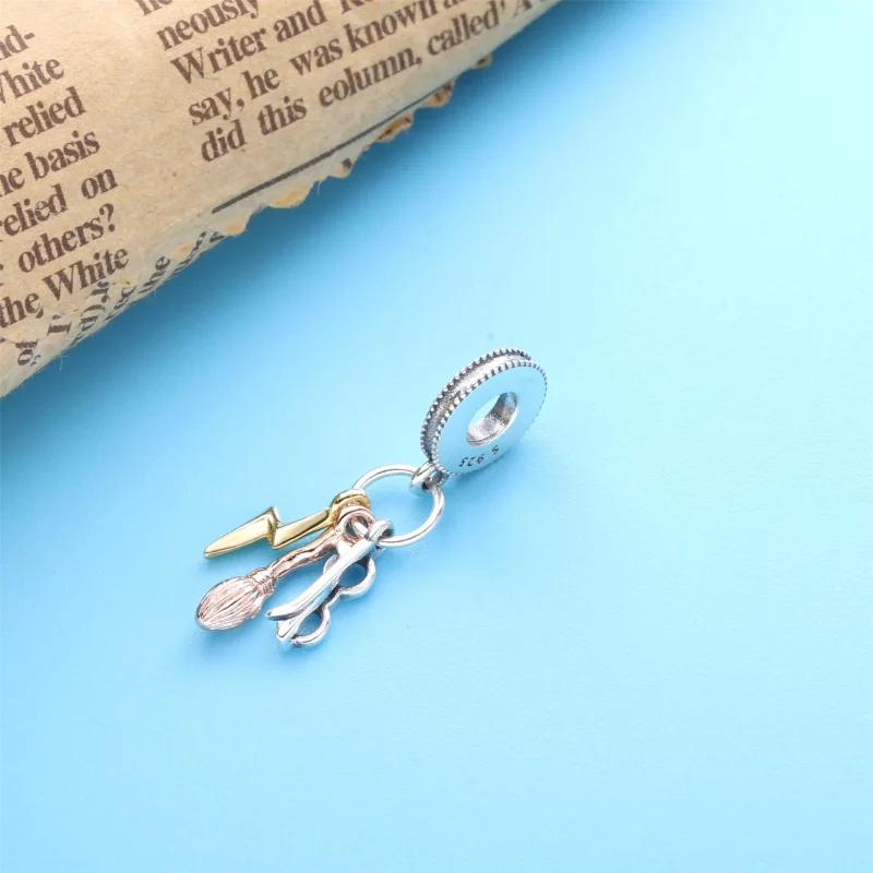 (image pour) Charm Pendant PANDORA Harry Potter, Lunettes, Nimbus 2000 & Éclair - 799129C00 - Afficher 3
