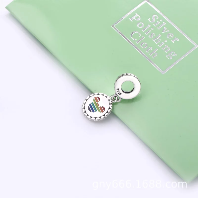 (image pour) Charm pendentif PANDORA Disney, Mickey Mouse arc-en-ciel - P400036052279 - Afficher 4