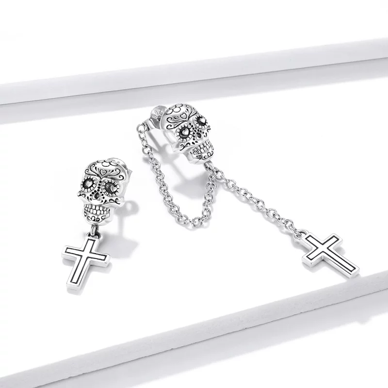 (image pour) Boucles d'oreilles pendantes en argent style Pandora avec croix et crâne - BSE41 - Afficher 4