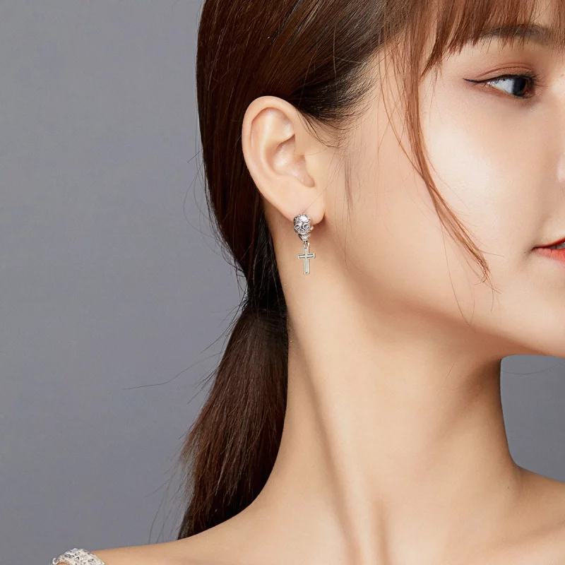 (image pour) Boucles d'oreilles pendantes en argent style Pandora avec croix et crâne - BSE41 - Afficher 8