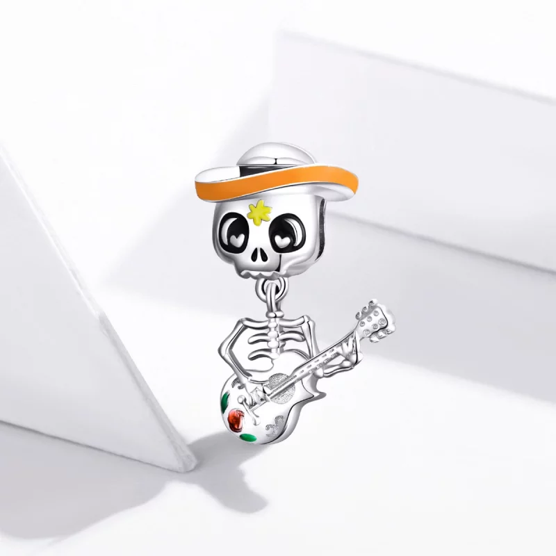 (image pour) Charm de style Pandora en argent représentant un homme crâne avec une guitare - - Afficher 2