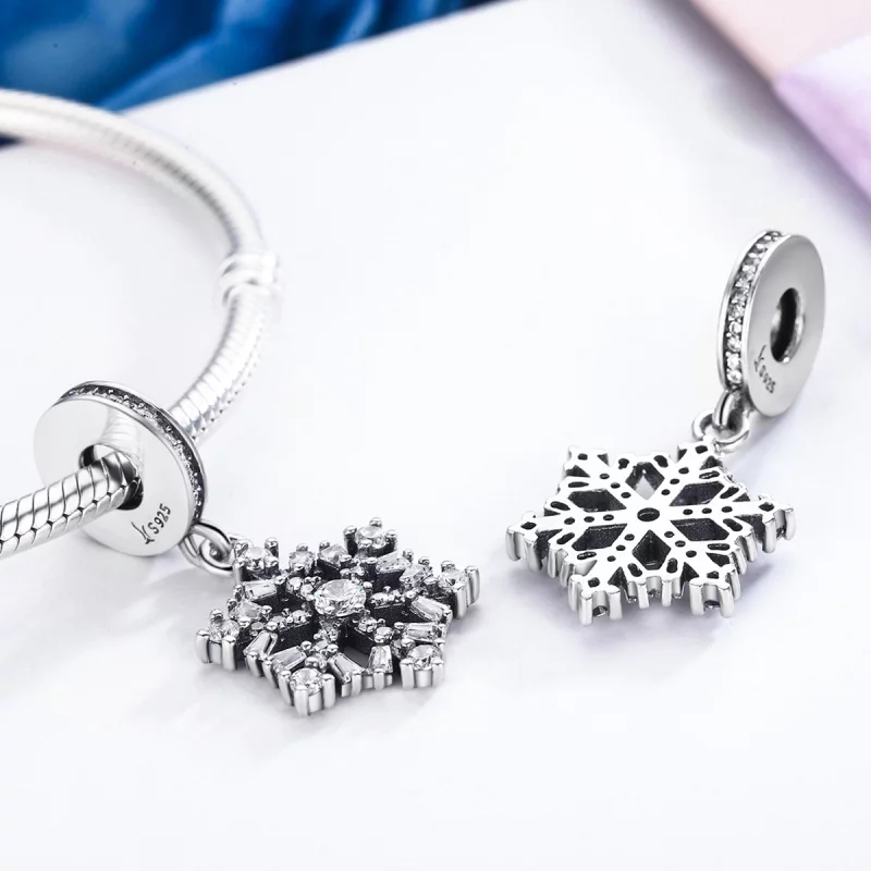 (image pour) Charm Pandora en argent avec cristaux en forme de flocons de neige - SCC266 - Afficher 4
