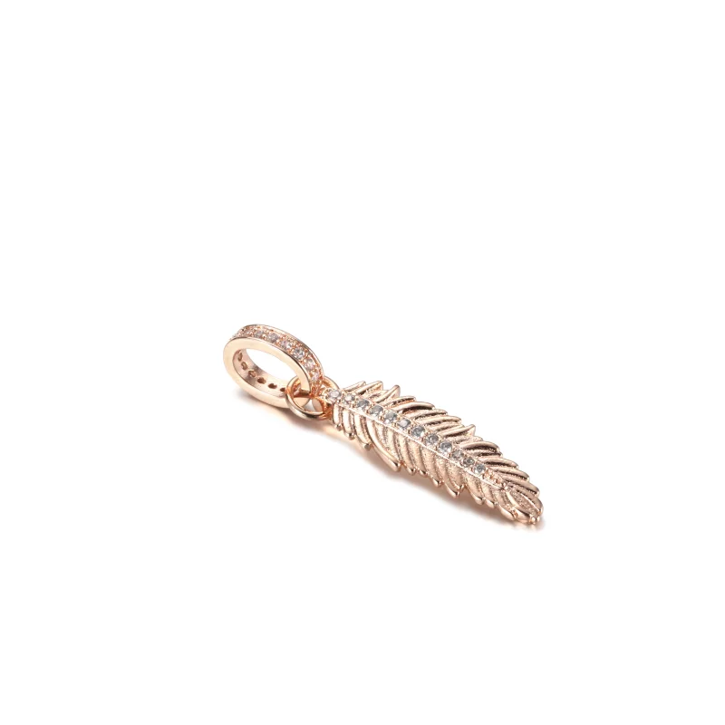 (image pour) PANDORA Charmante Breloque Plume Scintillante - 789550C01 - Afficher 3