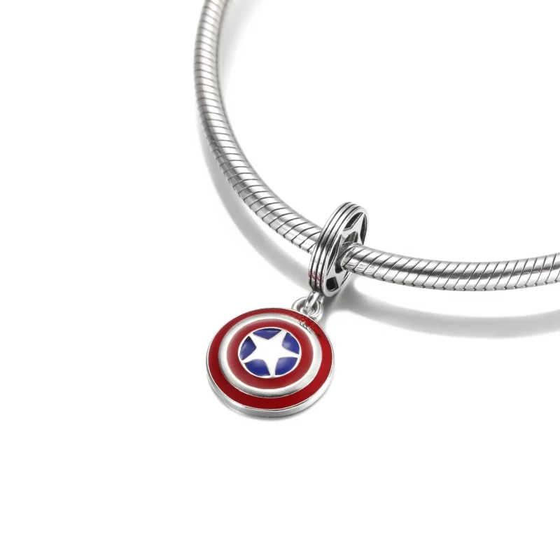 (image pour) PANDORA Marvel Les Avengers Captain America Shield Breloque Pendante - 790780C01 - Afficher 4
