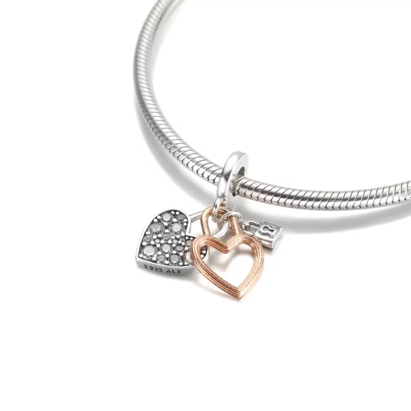 (image pour) Pendentif Double Charme Serrure en Forme de Cœur PANDORA - 780087C01 - Afficher 5