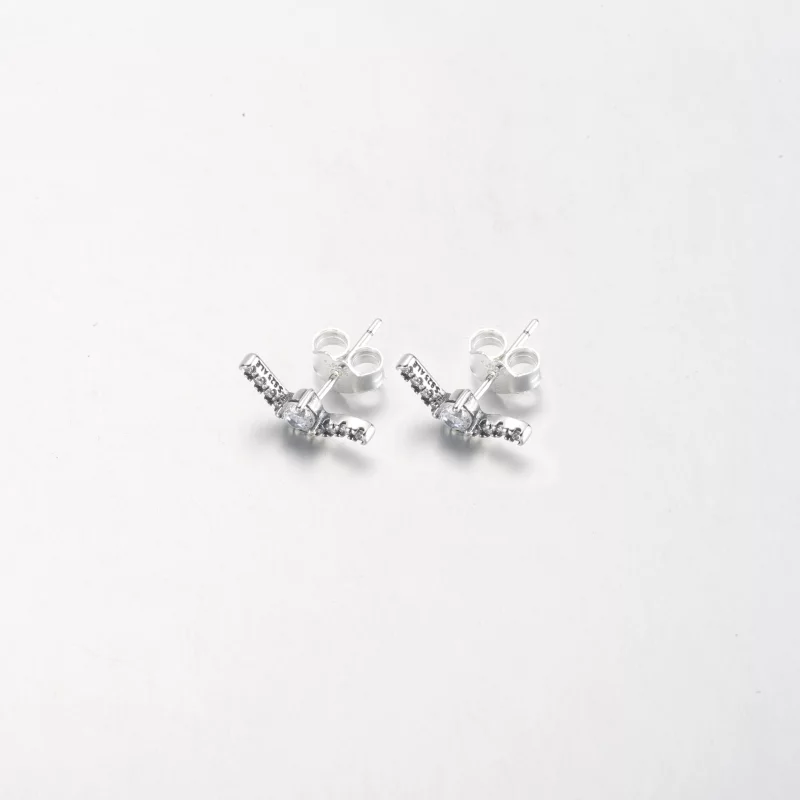 (image pour) Boucles d'oreilles clous PANDORA Sparkling Wave - 292544C01 - Afficher 7