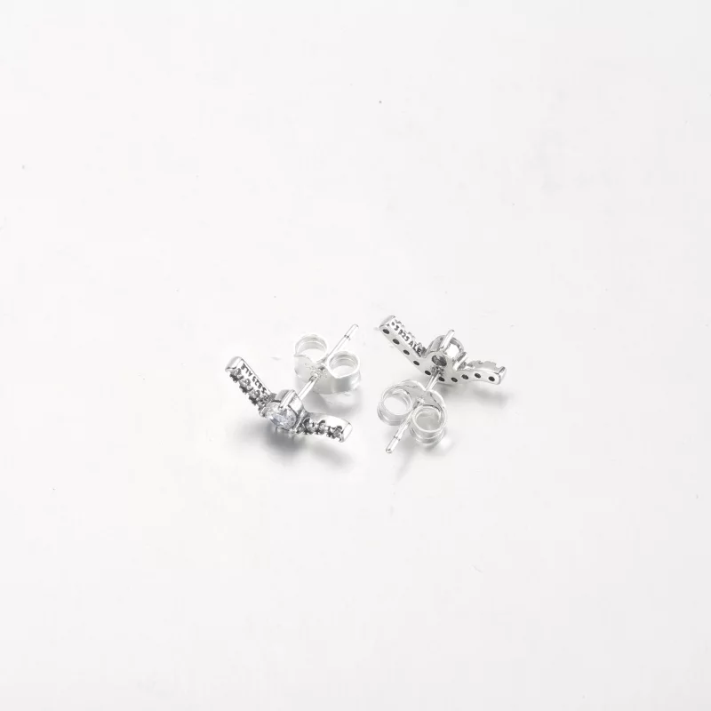 (image pour) Boucles d'oreilles clous PANDORA Sparkling Wave - 292544C01 - Afficher 8