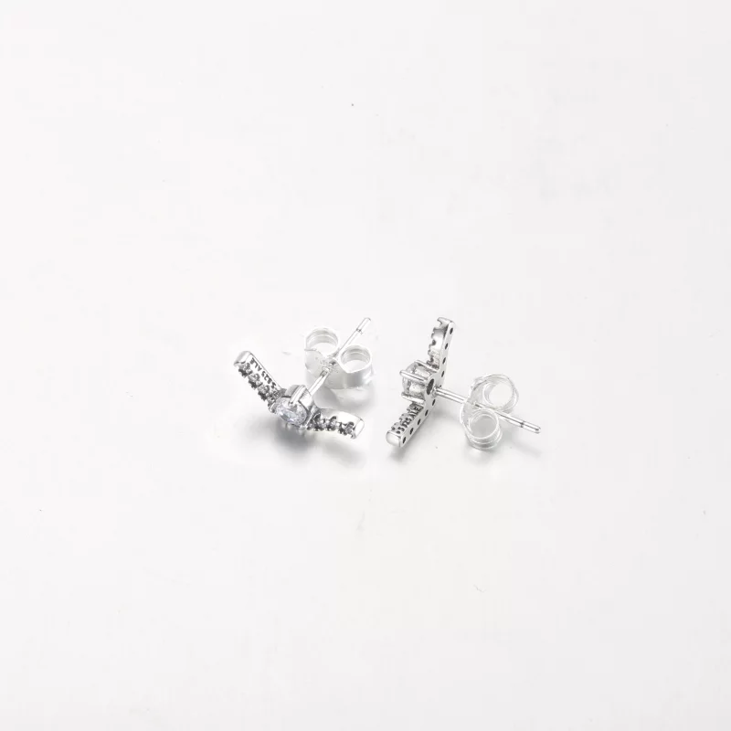 (image pour) Boucles d'oreilles clous PANDORA Sparkling Wave - 292544C01 - Afficher 9