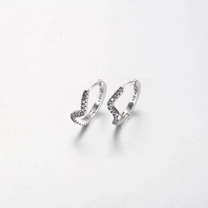 (image pour) Boucles d'oreilles créoles PANDORA Sparkling Wave - 292545C01 - Afficher 7