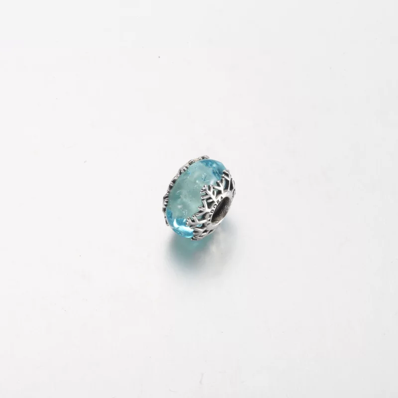 (image pour) Charm en verre de Murano bleu hiver avec flocon de neige PANDORA - 792377C00 - Afficher 13