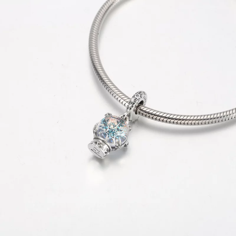 (image pour) Charm pendant en forme de globe de neige flocon de neige PANDORA - 792369C01 - Afficher 12