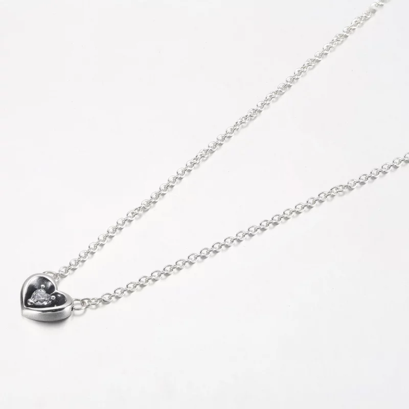 (image pour) Collier avec pendentif Cœur Radieux et Pierre Flottante PANDORA - 392494C01 - Afficher 4