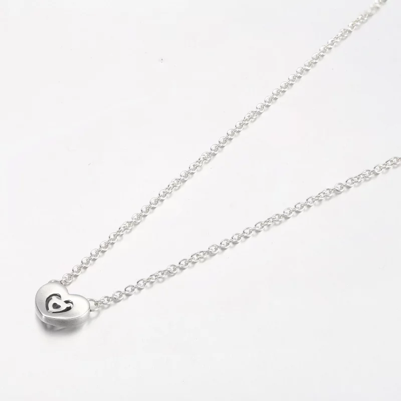 (image pour) Collier avec pendentif Cœur Radieux et Pierre Flottante PANDORA - 392494C01 - Afficher 5