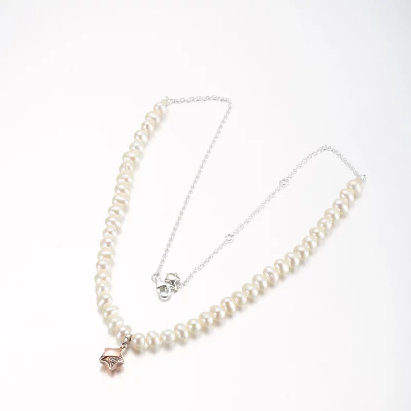 (image pour) Collier étoile chanceuse PANDORA en or rose - 382489C01-45 - Afficher 9
