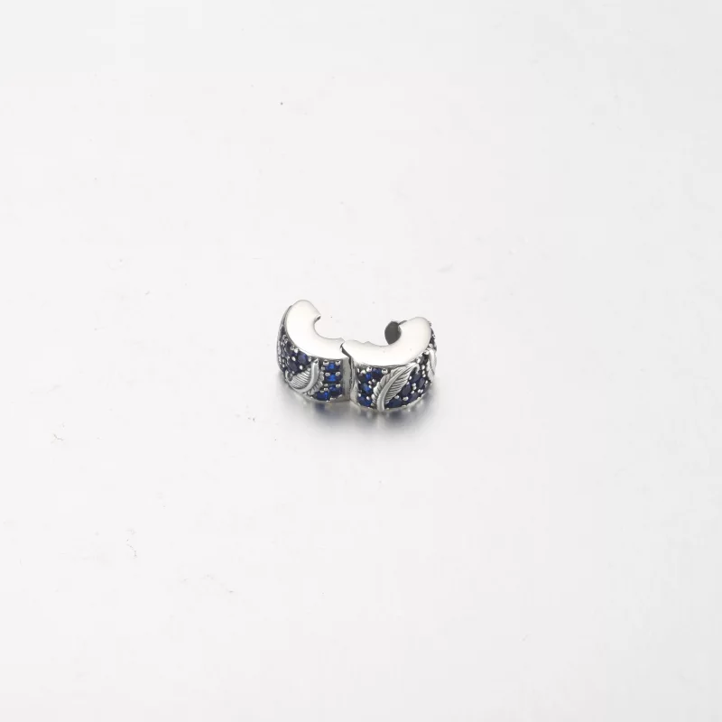 (image pour) PANDORA Charm Clip Plume Courbée & Pavé - 792552C01 - Afficher 10