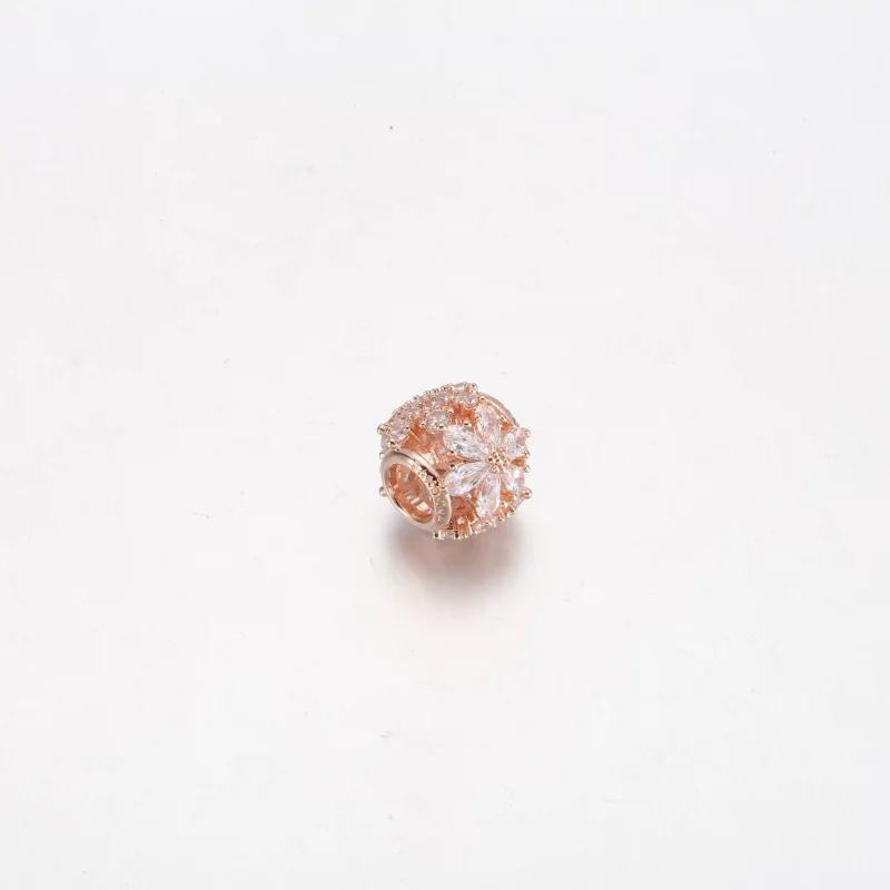 (image pour) PANDORA Charmant Charme Rond de Clusters d'Herbier Étincelant - 782383C01 - Afficher 9