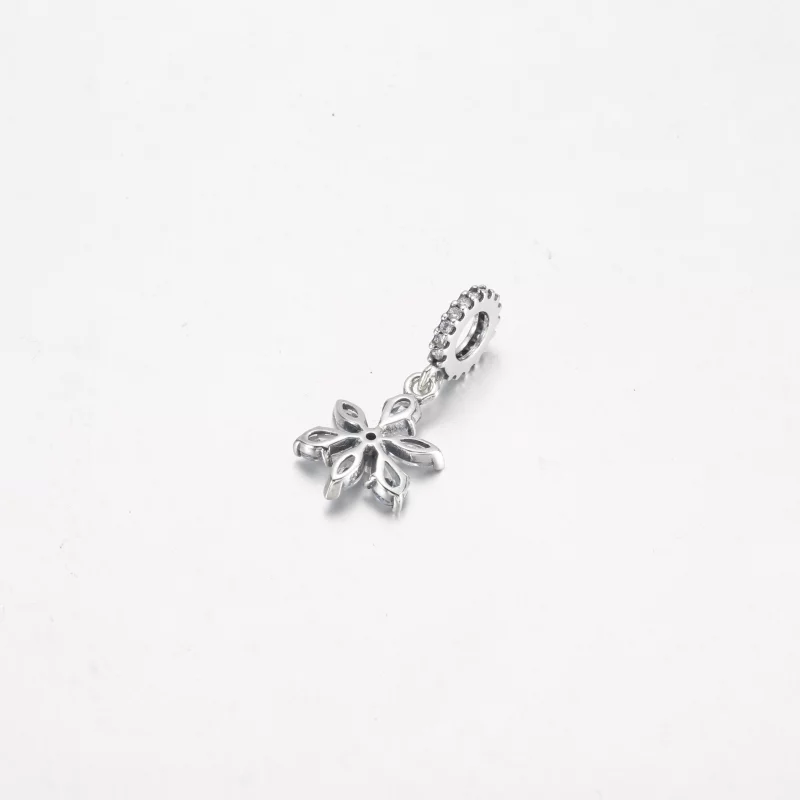 (image pour) Pendentif à breloque PANDORA Sparkling Herbarium Cluster - 792382C01 - Afficher 6