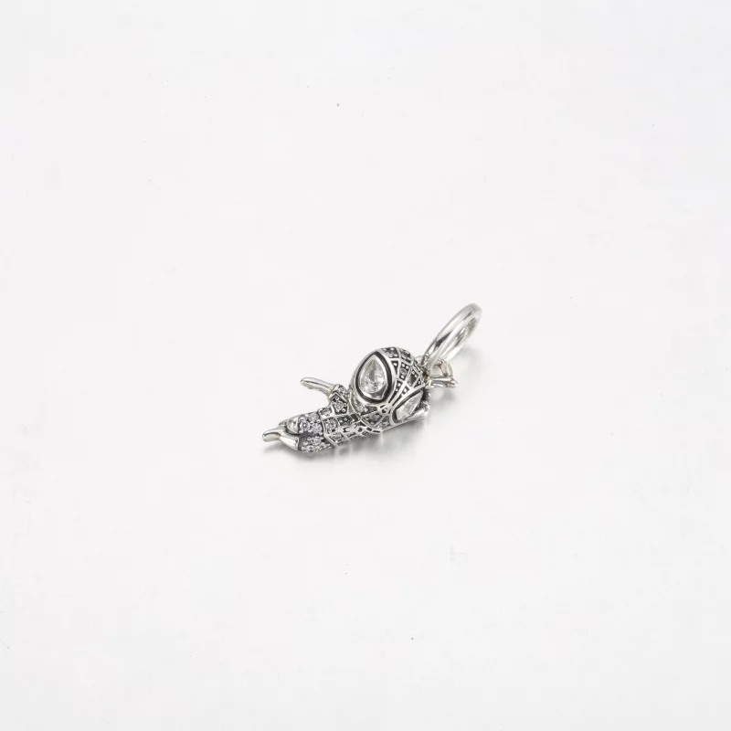 (image pour) Pendentif PANDORA Marvel Spider-Man Pavé - 392353C01 - Afficher 8