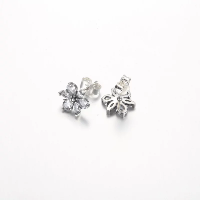 (image pour) Boucles d'oreilles clou à grappes Herbarium étincelantes Pandora - 292633C01 - Afficher 4