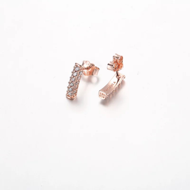 (image pour) Boucles d'oreilles Pandora Timeless Pavé à barre simple avec rangée de pierres - - Afficher 4