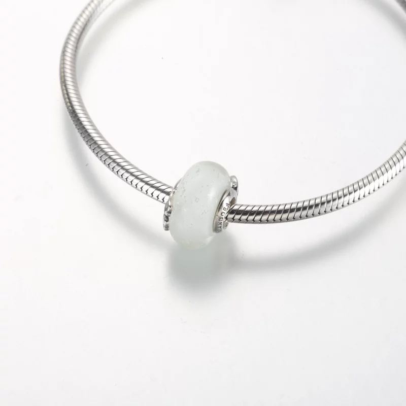 (image pour) Charm Pandora en verre de Murano blanc pailleté "Mum & Love" - 792655C00 - Afficher 4
