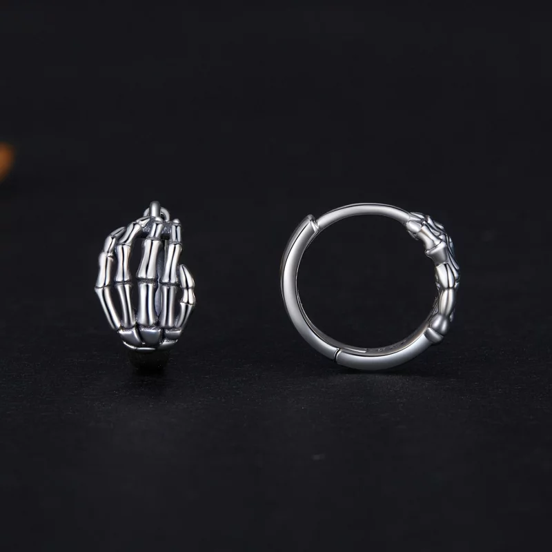(image pour) Boucles d'oreilles à anneau style Pandora avec main de squelette - SCE1641 - Afficher 2