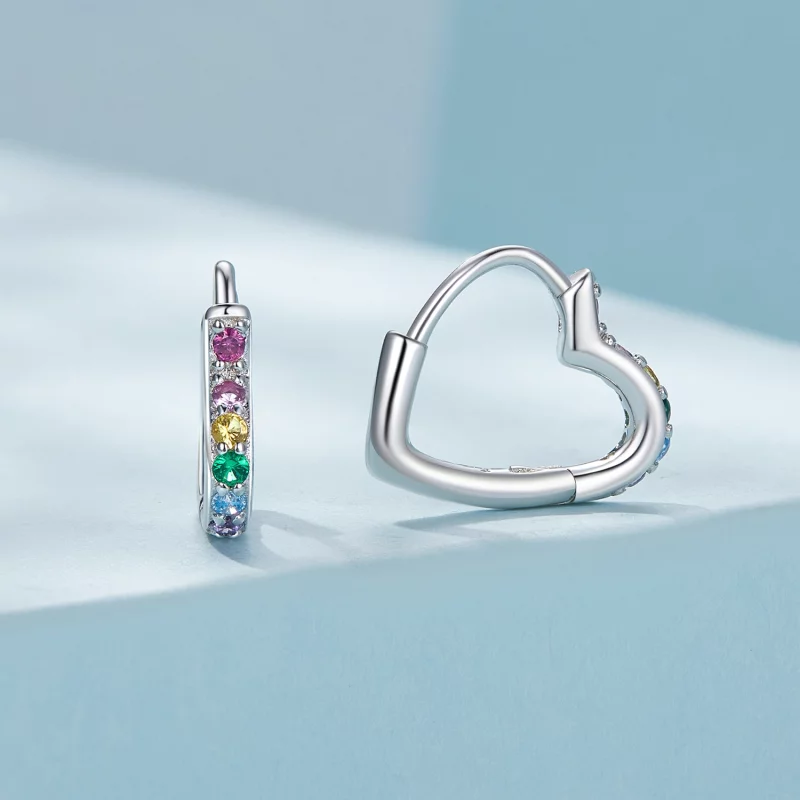 (image pour) Boucles d'oreilles à anneaux en forme de cœur arc-en-ciel de style Pandora - SCE - Afficher 2