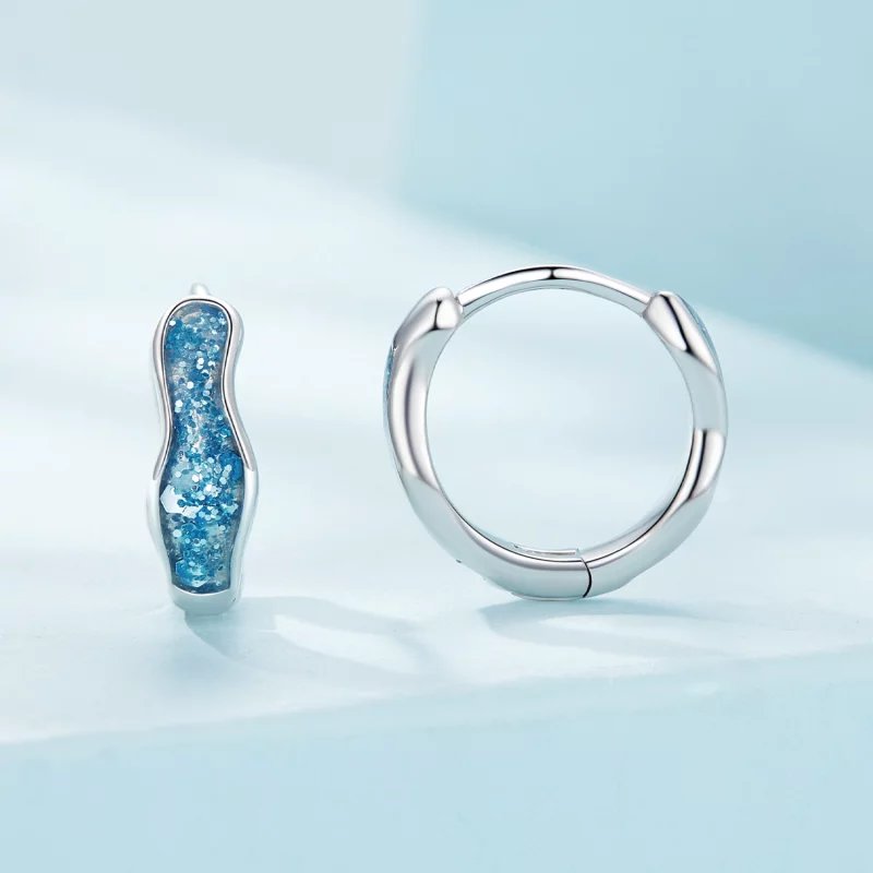 (image pour) Boucles d'oreilles à cercle scintillant de style Pandora - SCE1614 - Afficher 2