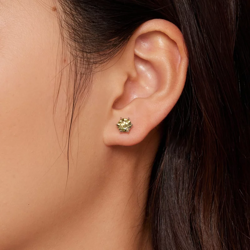 (image pour) Boucles d'oreilles à clous de style Pandora avec émeraude en moissanite - MSE025 - Afficher 2