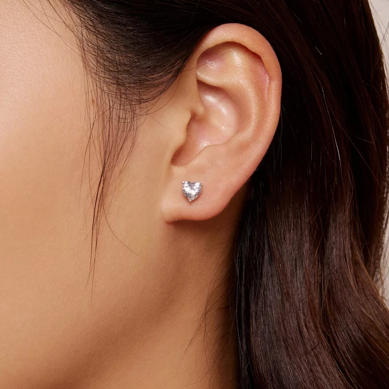 (image pour) Boucles d'oreilles clous en forme de cœur étincelant de style Pandora - BSE853 - Afficher 7