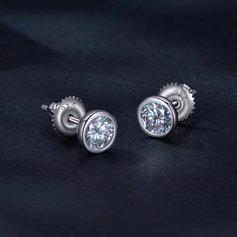 (image pour) Boucles d'oreilles à clous en moissanite montées sur une lunette de style Pandor - Afficher 2