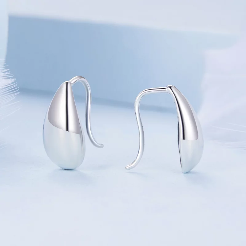 (image pour) Boucles d'oreilles clous étincelantes en forme de gouttes d'eau de style Pandora - Afficher 2