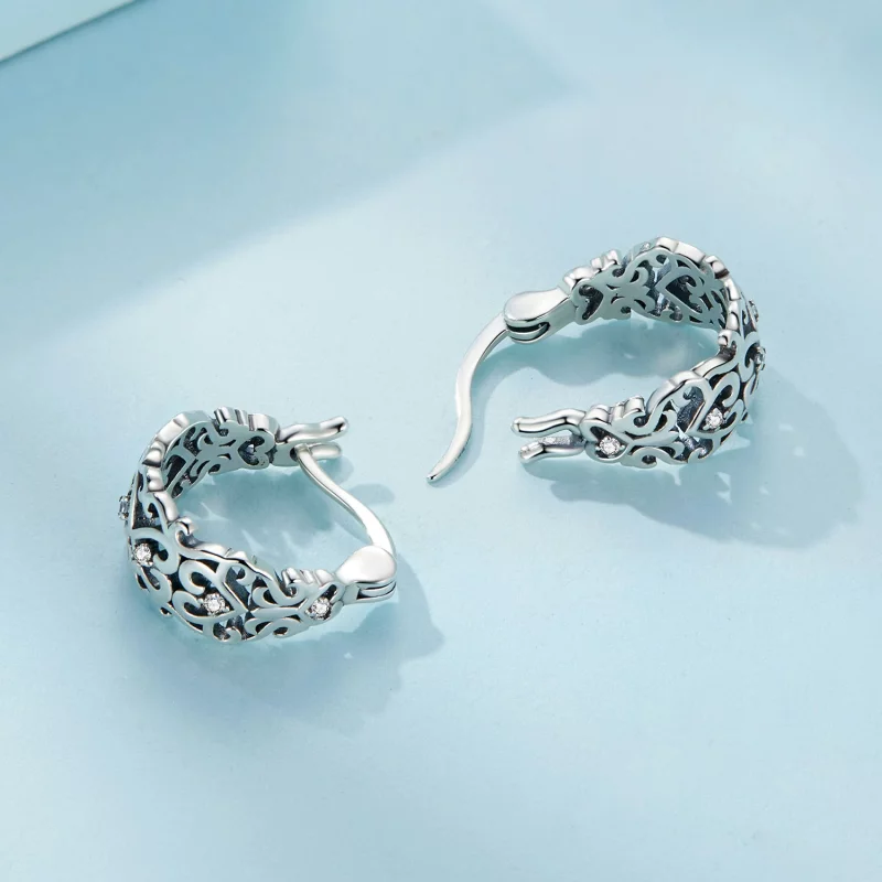 (image pour) Boucles d'oreilles créoles de style Pandora avec motif rétro - SCE1650 - Afficher 4