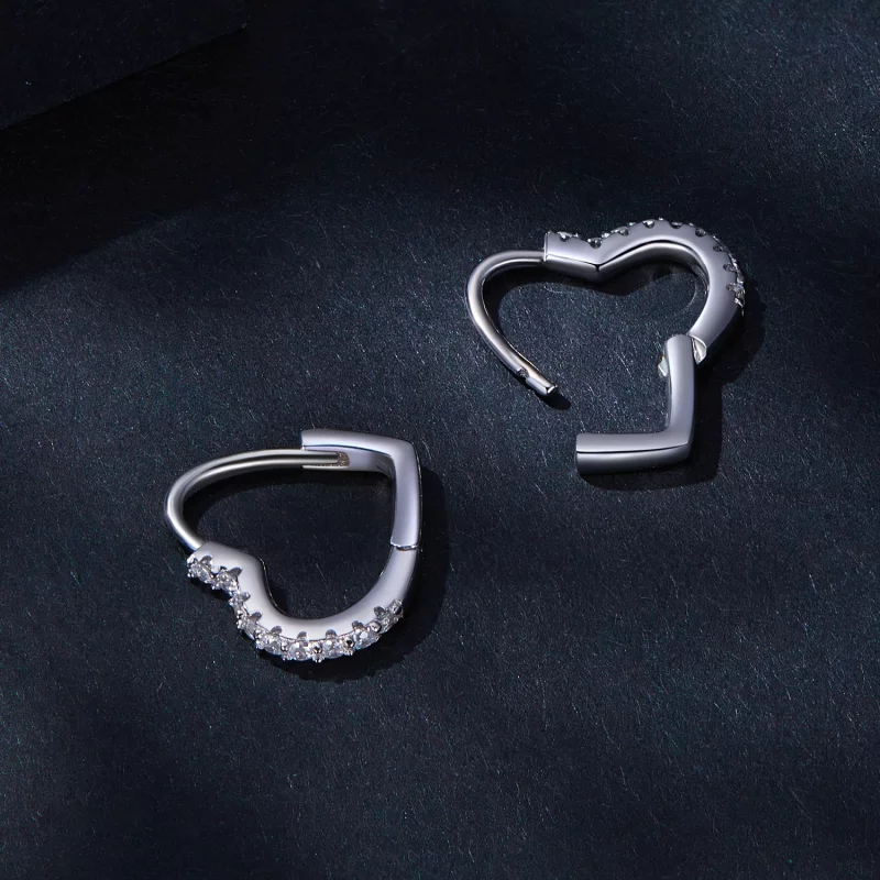 (image pour) Boucles d'oreilles créoles en forme de cœur style Pandora avec moissanite (un ce - Afficher 4