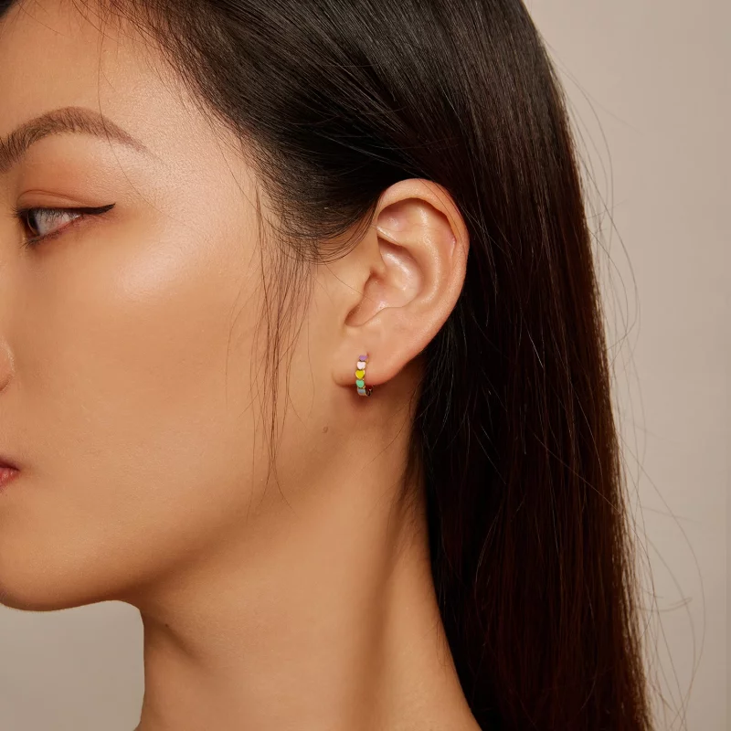 (image pour) Boucles d'oreilles créoles style Pandora en forme de cœur arc-en-ciel doré - SCE - Afficher 5