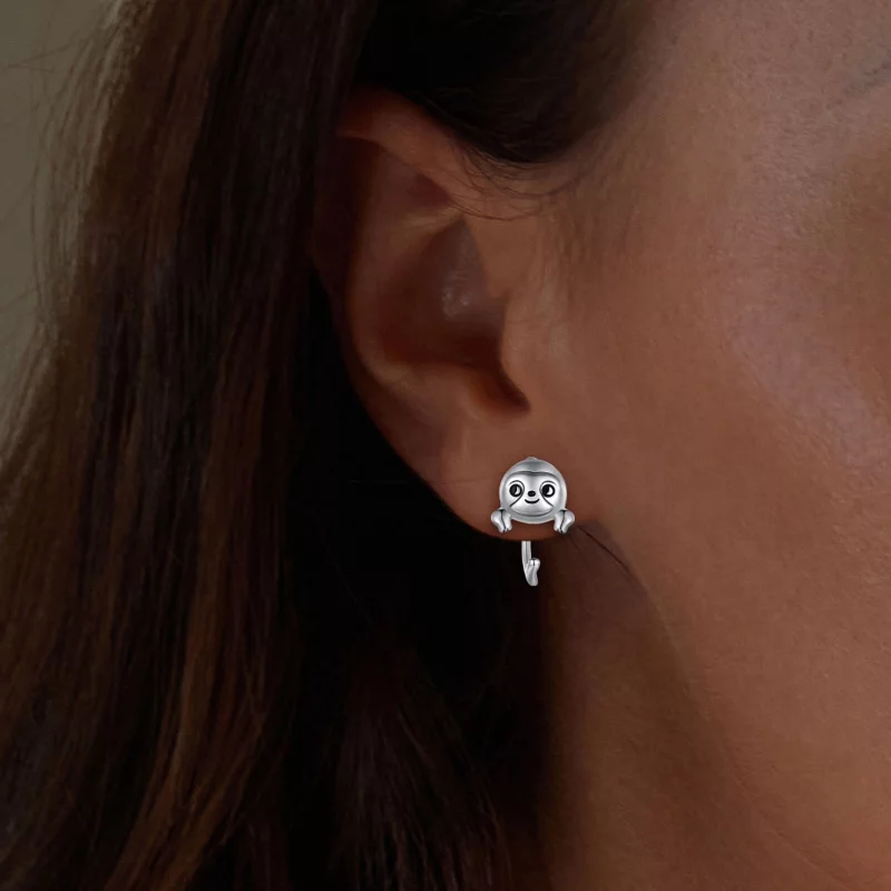 (image pour) Boucles d'oreilles pendantes de style Pandora avec des motifs de paresseux - SCE - Afficher 5