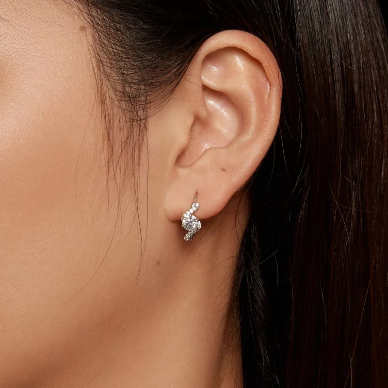 (image pour) Style Pandora Boucles d'oreilles créoles en moissanite de 50 points (Deux certif - Afficher 7