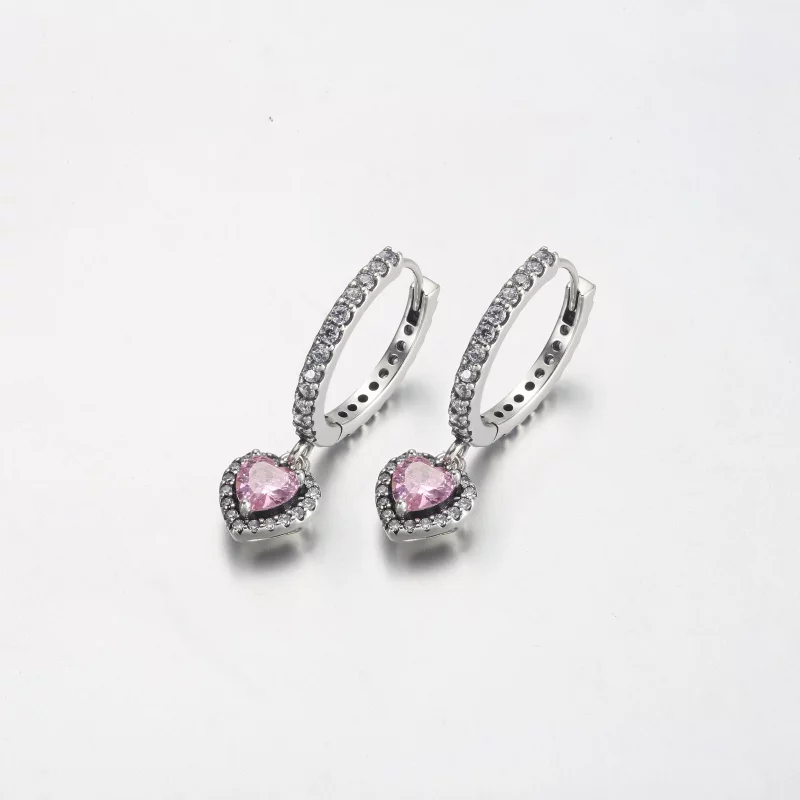 (image pour) Boucles d'oreilles à anneau en forme de cœur scintillant Pandora Sparkling Halo - Afficher 2