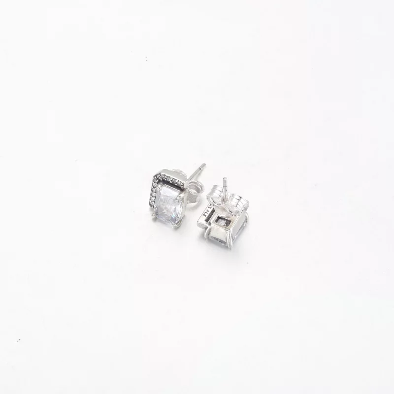 (image pour) Boucles d'oreilles à clou Halo scintillant rectangulaire Pandora - 292380C01 - Afficher 4