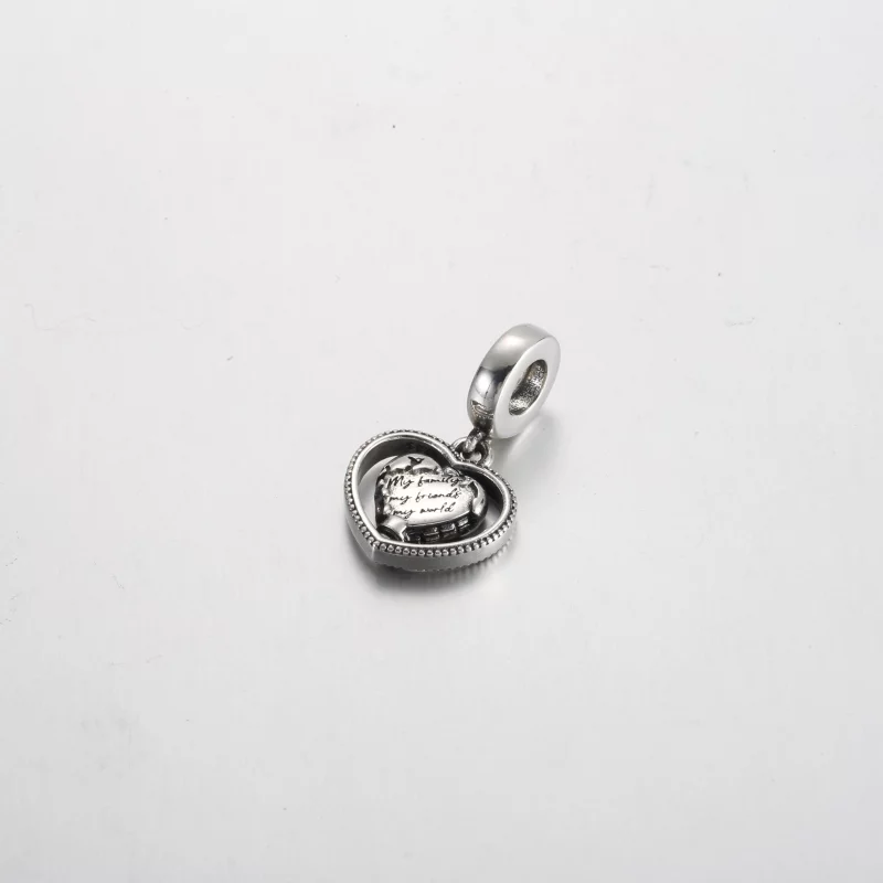 (image pour) Charm pendentif Globe Cœur Tournant Famille Pandora - 792240C01 - Afficher 3