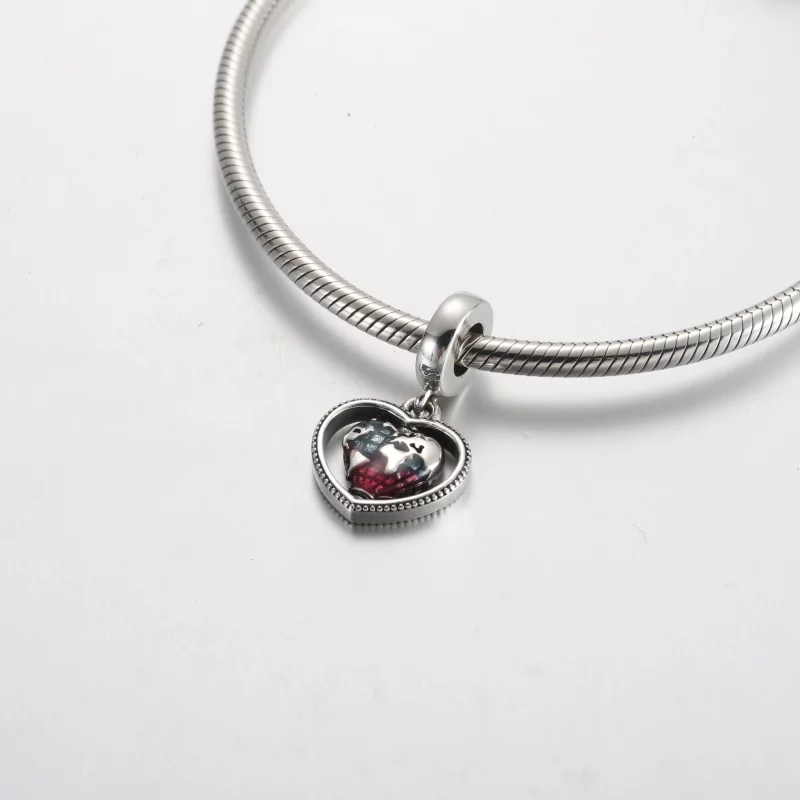(image pour) Charm pendentif Globe Cœur Tournant Famille Pandora - 792240C01 - Afficher 4